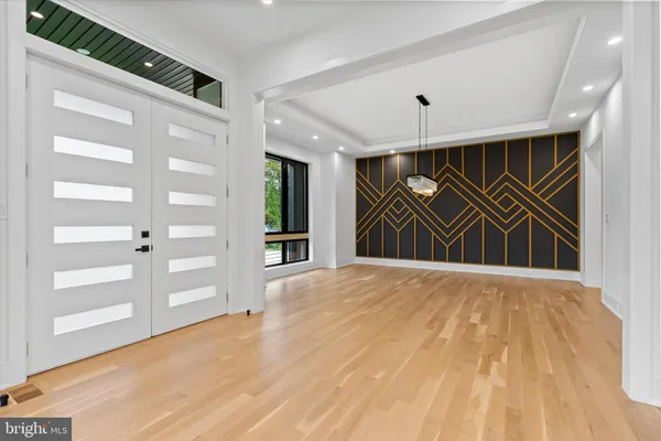 $2,175,000 | 4609 Willow Run Drive, Annandale, VA 22003