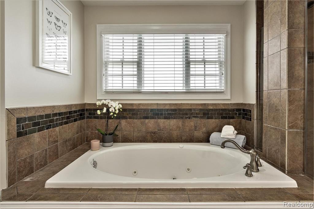 932 Roselawn Drive Rochester, MI 48307 - Photo 48 of 60
