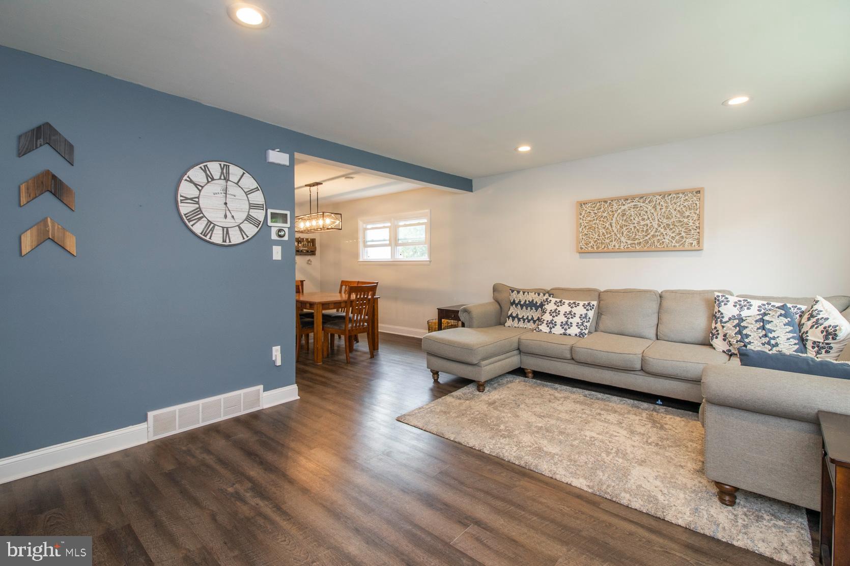 1006 Birch Road Warminster, PA 18974 - Photo 7 of 39