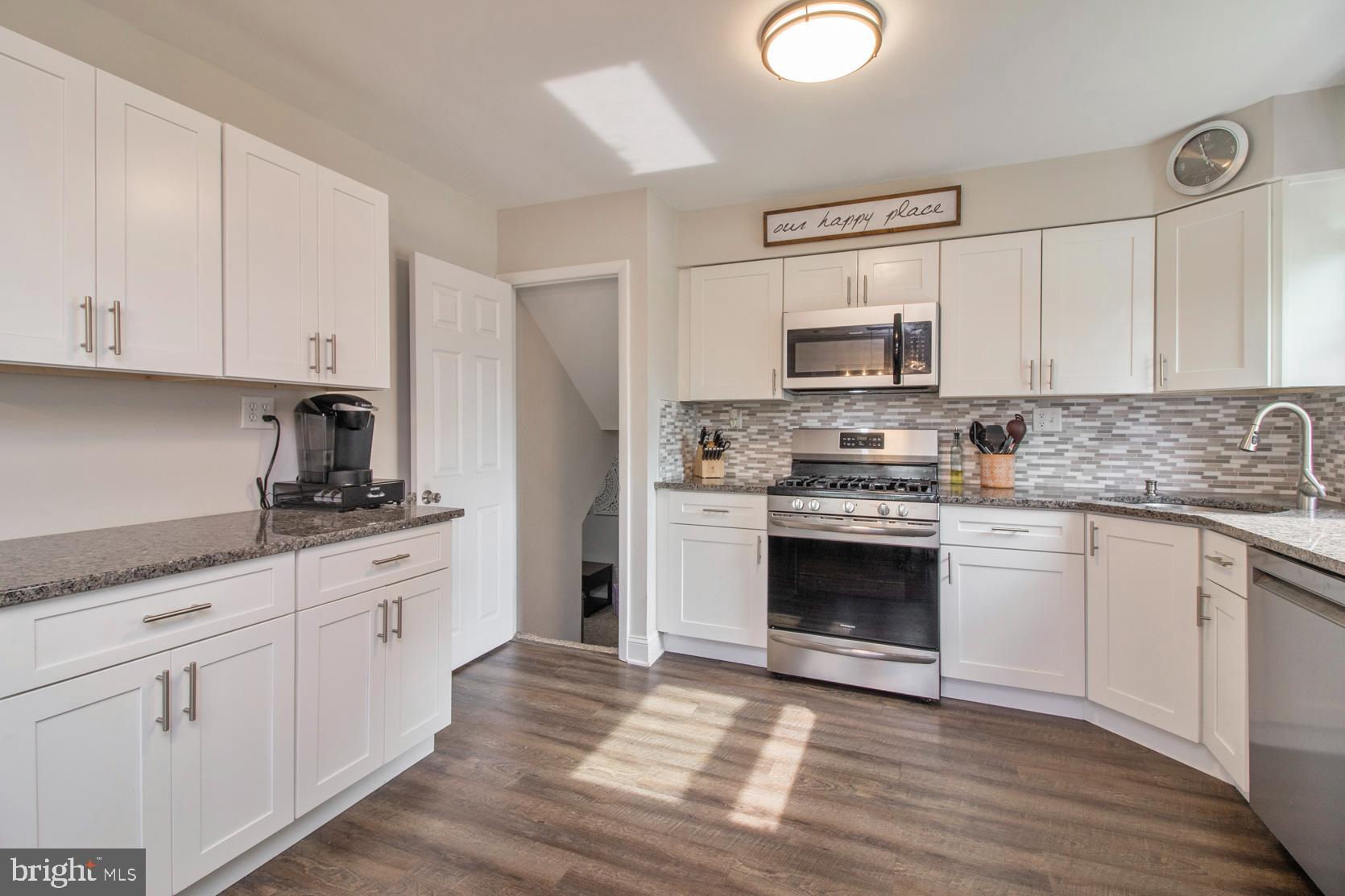 1006 Birch Road Warminster, PA 18974 - Photo 8 of 39