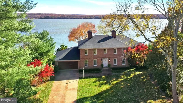 $3,995,000 | 3903 Belle Rive Terrace, Alexandria, VA 22309