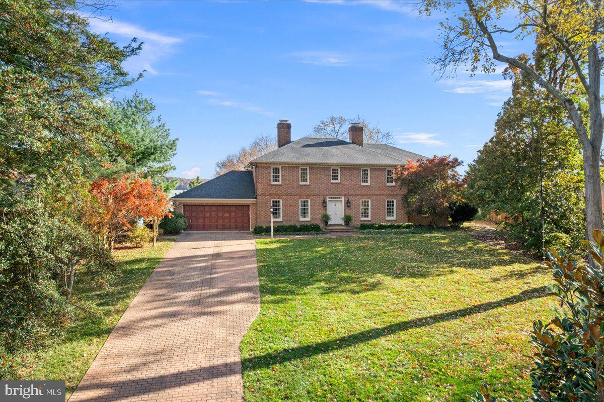 3903 Belle Rive Terrace Alexandria, VA 22309 - Photo 7 of 69 a view of a house with a yard