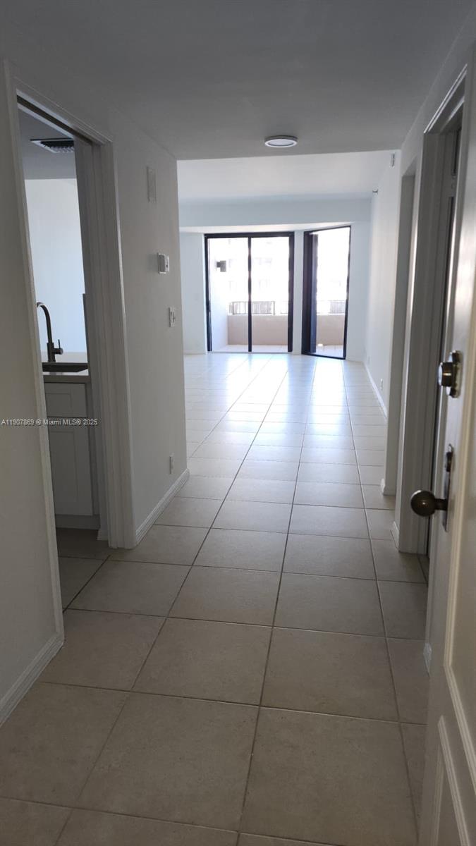 201 Crandon Boulevard, Unit 936 Key Biscayne, FL 33149 - Photo 17 of 18 a view of a windows in an empty room and a window