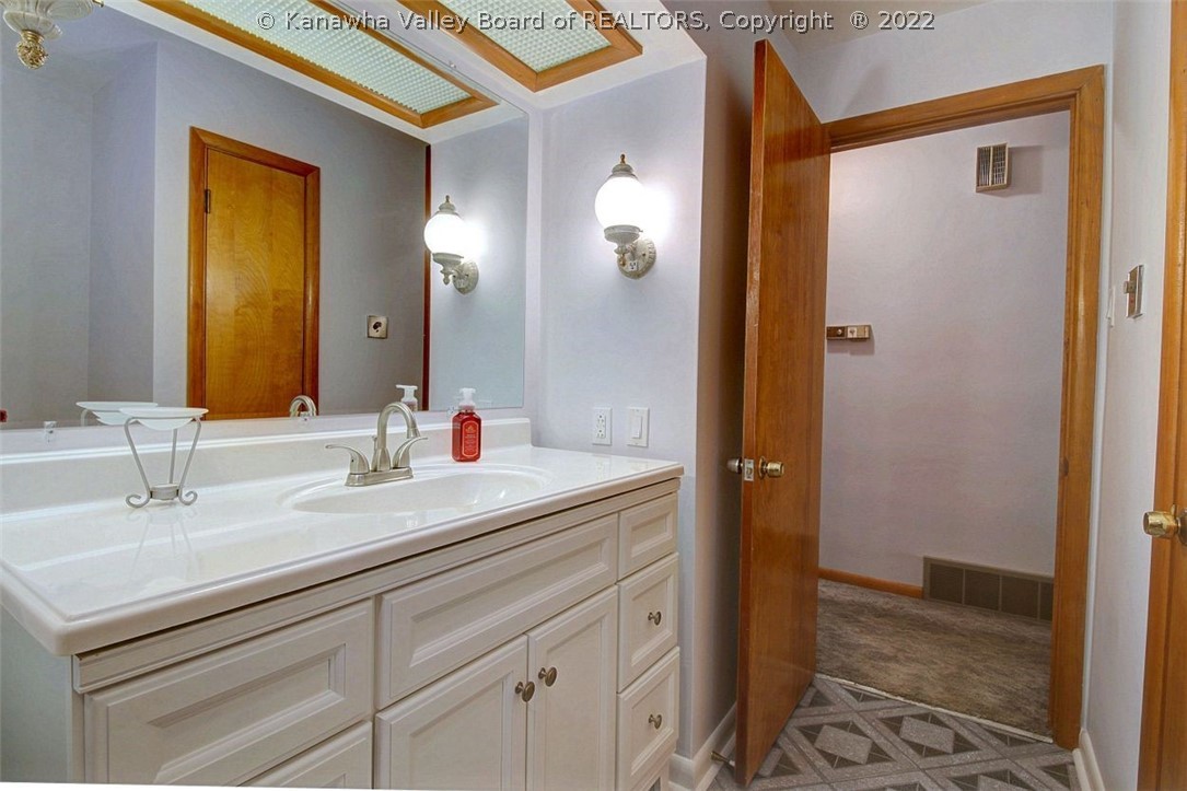 438 Strawberry Road St. Albans, WV 25177 - Photo 28 of 35 Gallery Image 28