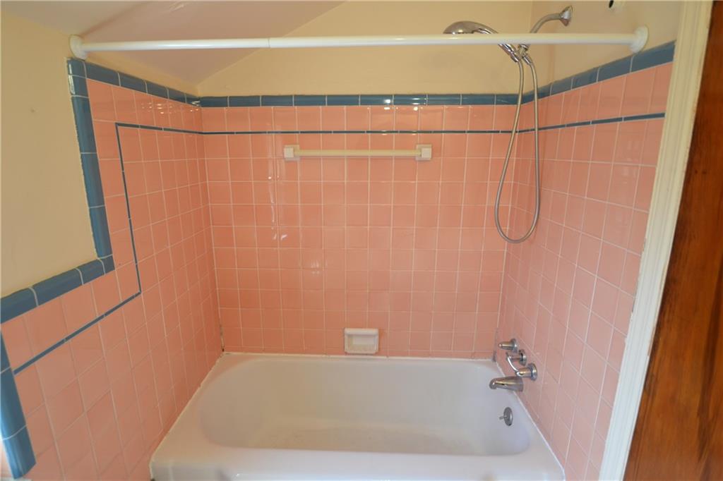 1941 Bower Hill Road Pittsburgh, PA 15243 - Photo 15 of 25