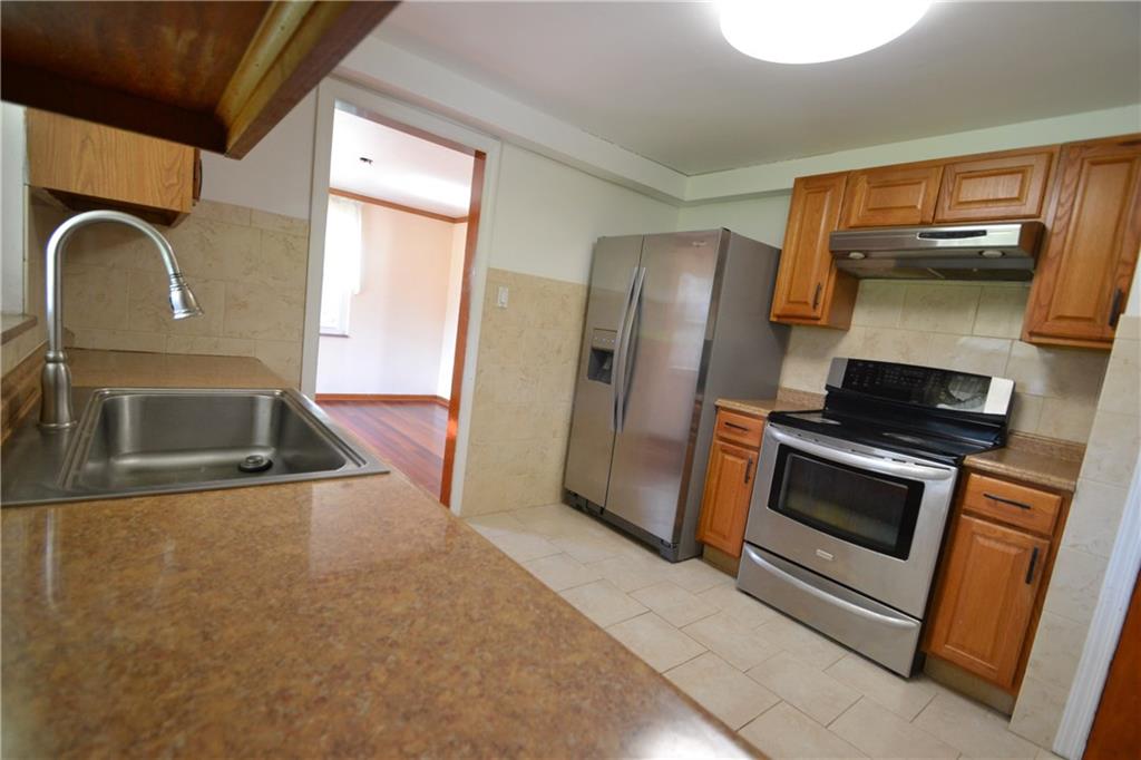 1941 Bower Hill Road Pittsburgh, PA 15243 - Photo 3 of 25