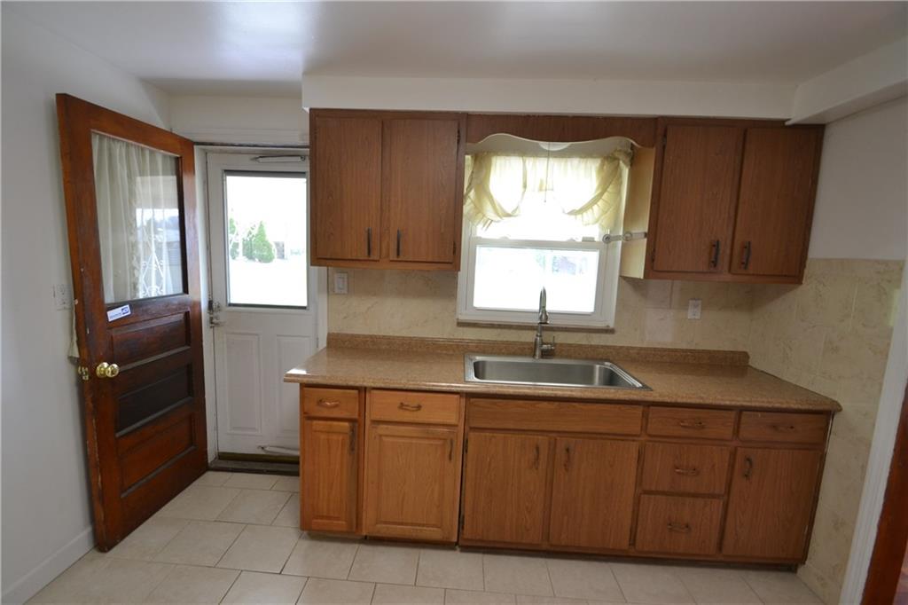 1941 Bower Hill Road Pittsburgh, PA 15243 - Photo 6 of 25
