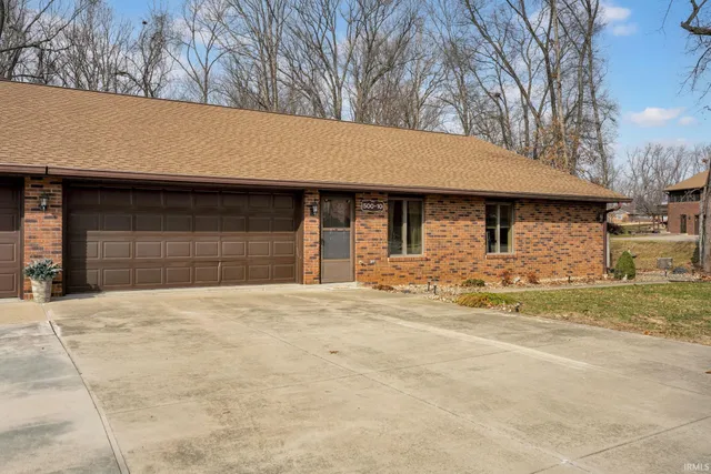 $359,900 | 500-10 Greentree Drive, Bedford, IN 47421