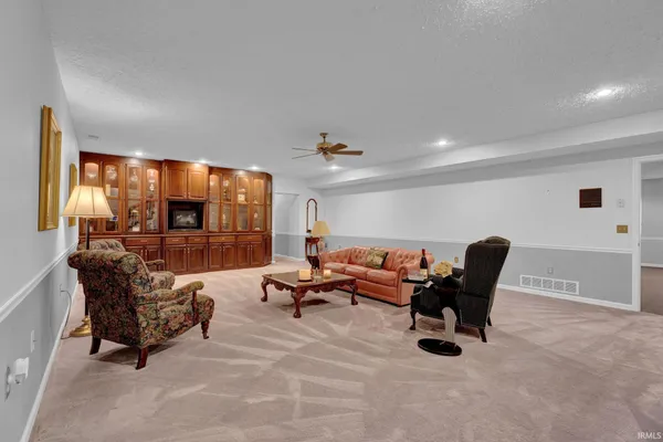 $339,900 | 500-10 Greentree Drive, Bedford, IN 47421