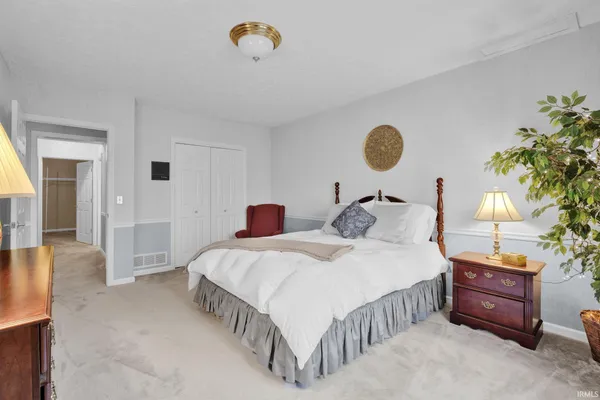 $339,900 | 500-10 Greentree Drive, Bedford, IN 47421