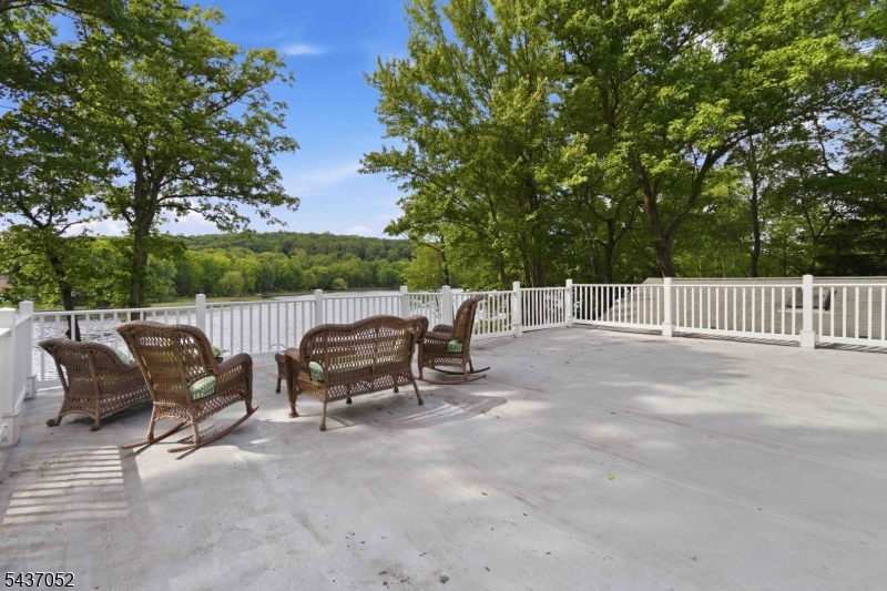 39 Meadowbrook Road Randolph, NJ 07869 - Photo 22 of 47