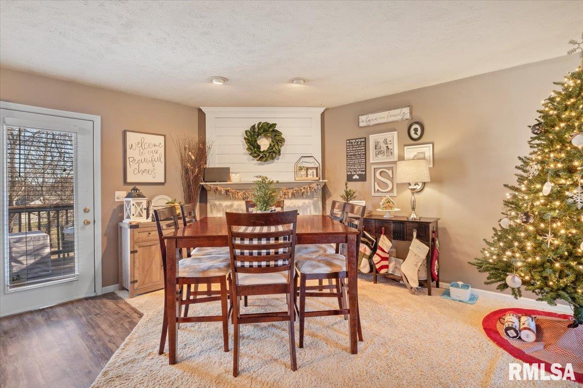 812 Helene Street Springfield, IL 62702 - Photo 6 of 34