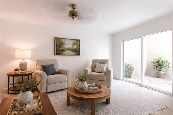 $1,550,000 | 5755 Ave Estoril, Long Beach, CA 90814