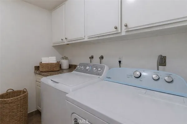 $1,550,000 | 5755 Ave Estoril, Long Beach, CA 90814