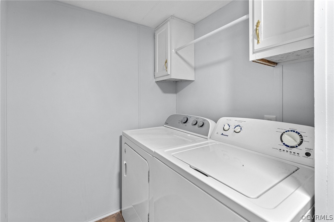 1172 Hendricks Road Pamplin, VA 23958 - Photo 17 of 36 a utility room with dryer and washer