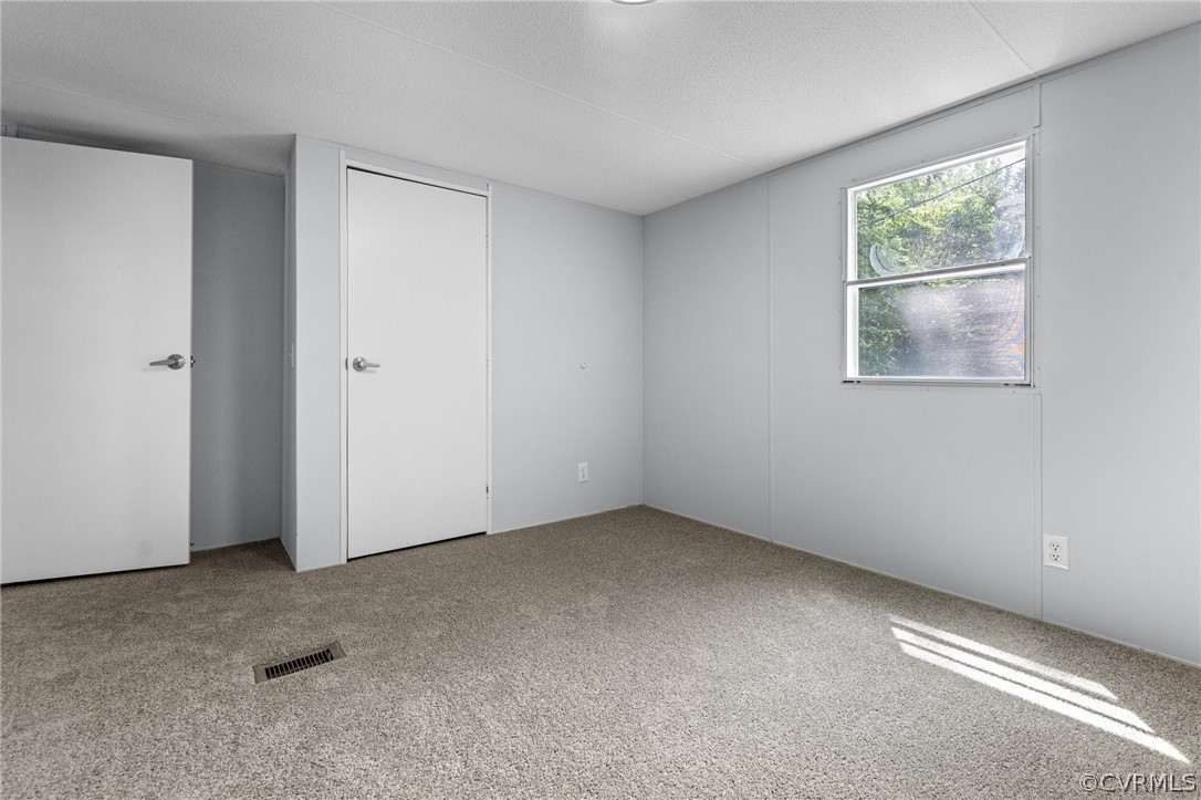 1172 Hendricks Road Pamplin, VA 23958 - Photo 29 of 36 a view of room with window