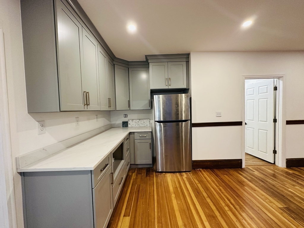 105 Nottinghill Road, Unit 2 Boston, MA 02135 - Photo 10 of 27