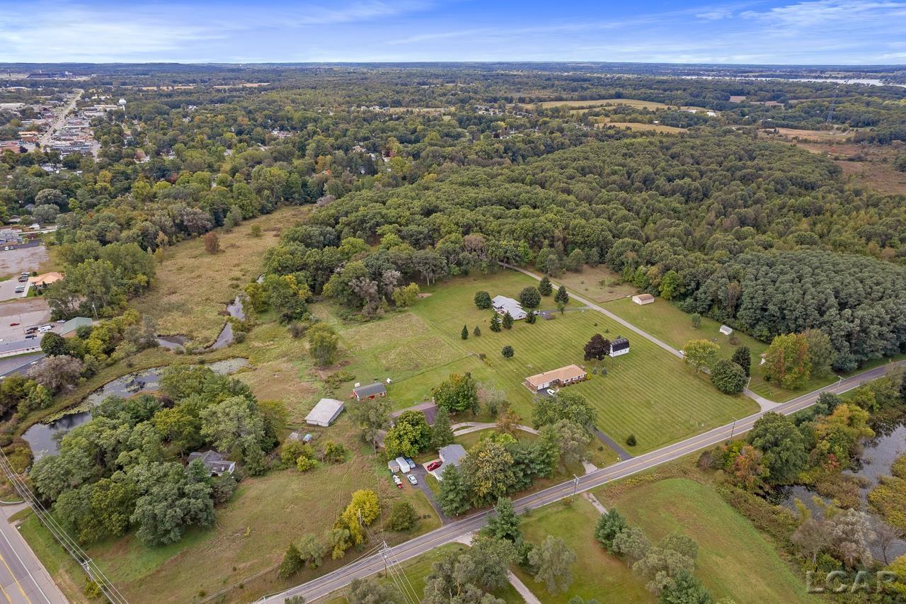 8865 Riverside Road Brooklyn, MI 49230 - Photo 36 of 38 50091668-35.JPG