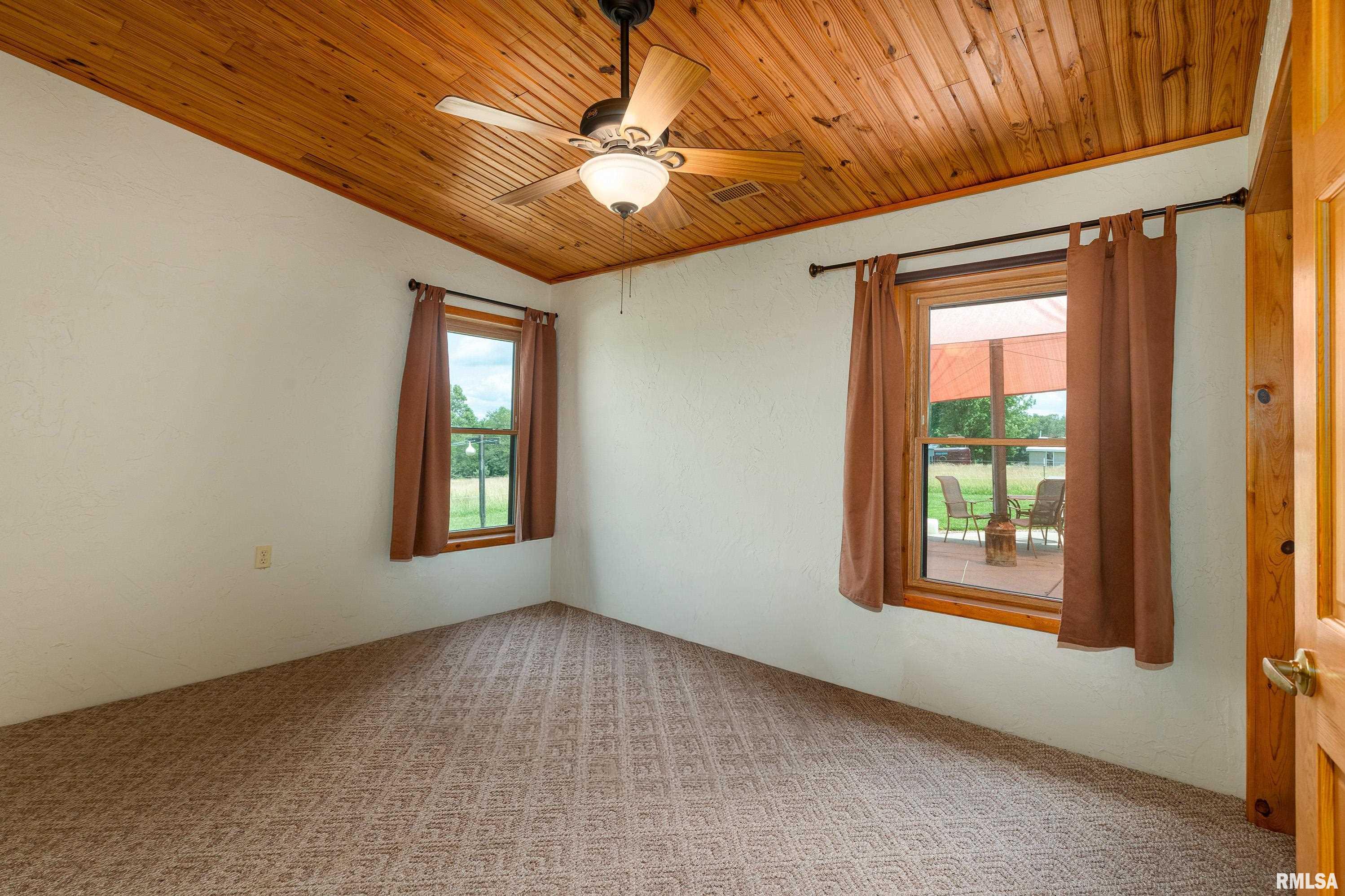 29 Bridle Lane Stonefort, IL 62987 - Photo 28 of 56