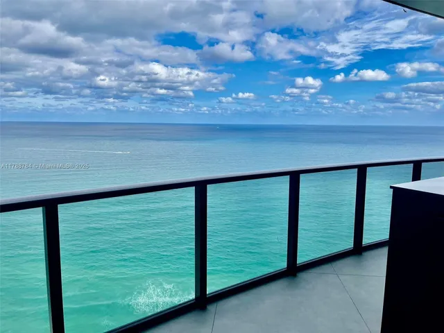 $8,500,000 | 18555 Collins Avenue, Unit 3705, Sunny Isles Beach, FL 33160