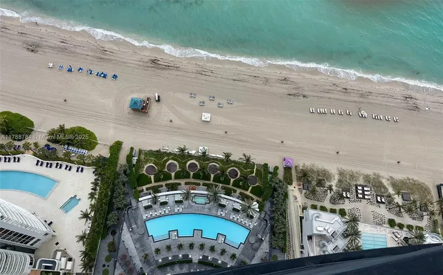 $8,500,000 | 18555 Collins Avenue, Unit 3705, Sunny Isles Beach, FL 33160