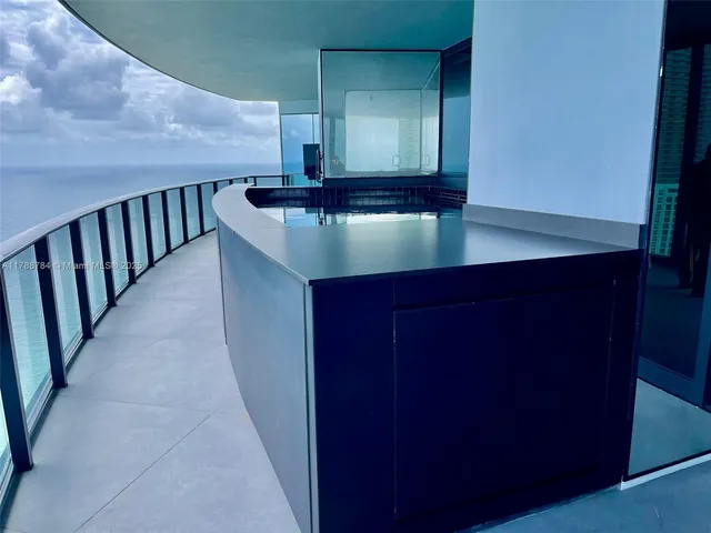 $8,500,000 | 18555 Collins Avenue, Unit 3705, Sunny Isles Beach, FL 33160