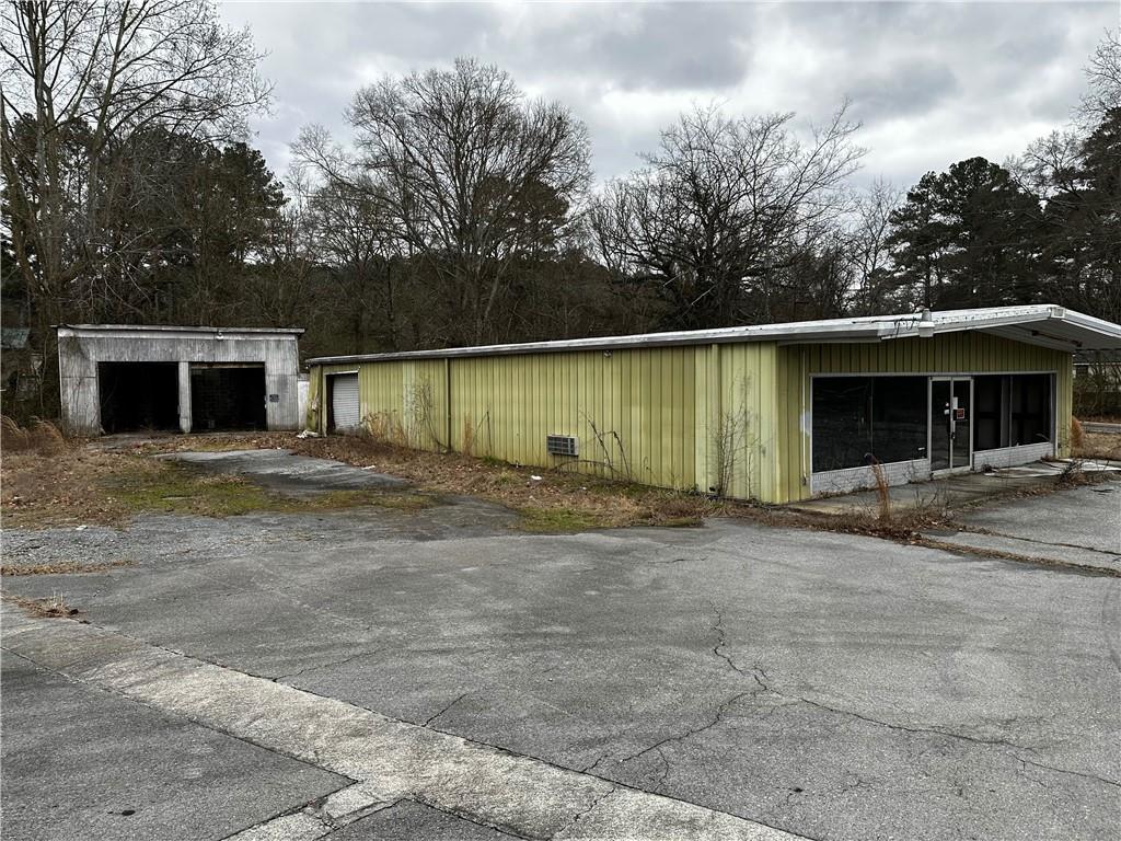 4382 Calhoun Road Northeast Rome, GA 30161 - Photo 2 of 5