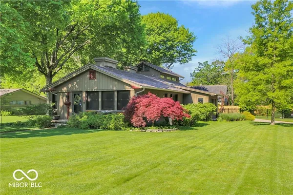 $500,000 | Undisclosed Address, Columbus, IN 47201