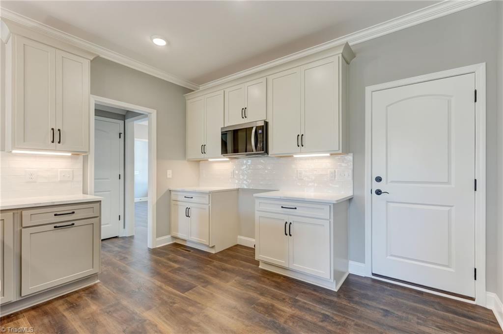 2226 Bakers Crossroad Road Reidsville, NC 27320 - Photo 9 of 34 Gallery Image 9