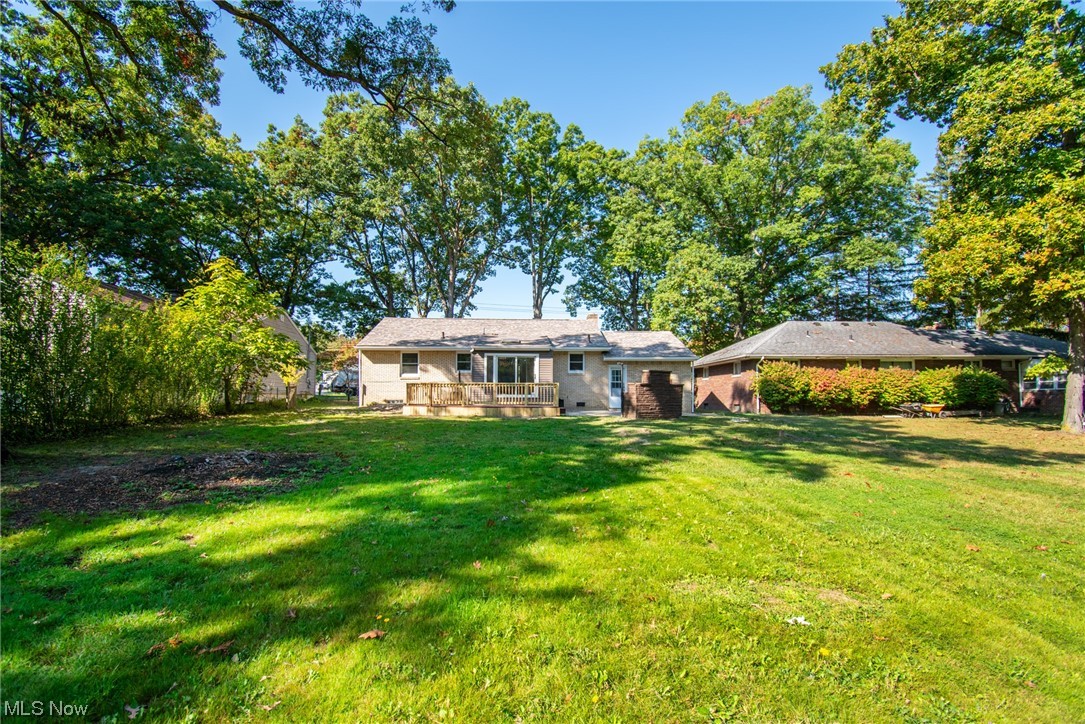 1097 South Meridian Road Youngstown, OH 44511 - Photo 26 of 29 View of yard