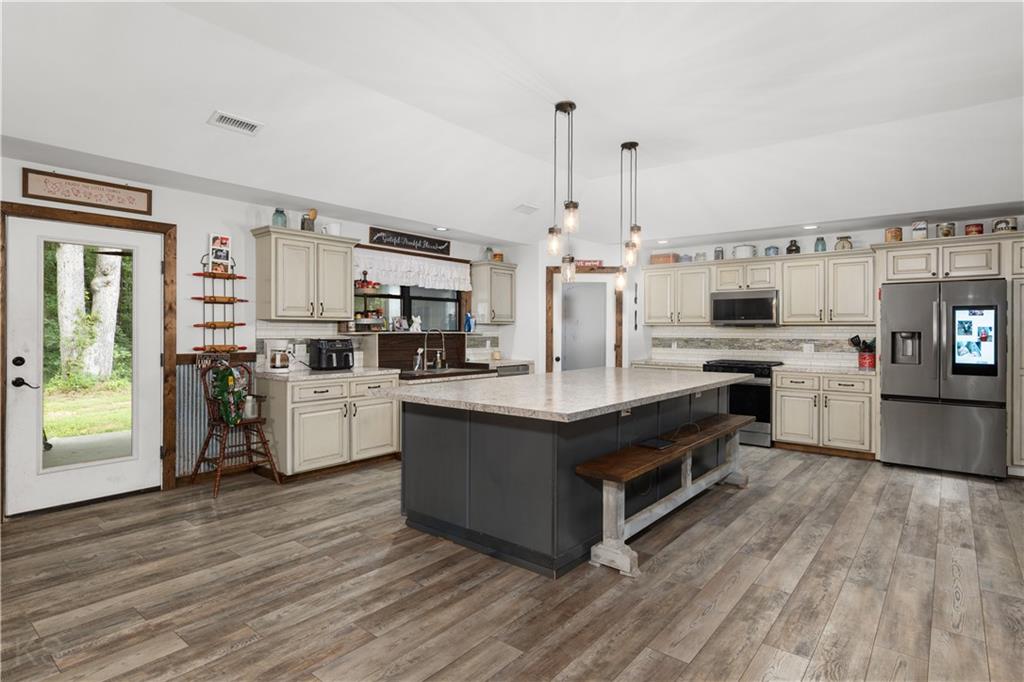 1022 Wildrose Lane Stover, MO 65078 - Photo 11 of 63