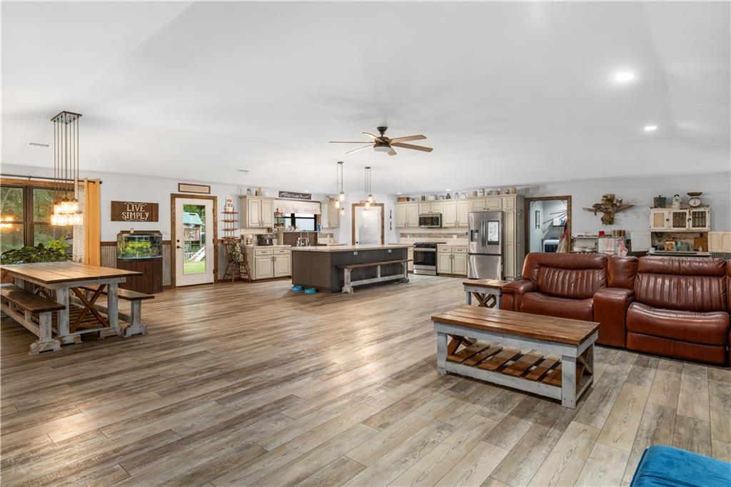 1022 Wildrose Lane Stover, MO 65078 - Photo 7 of 63