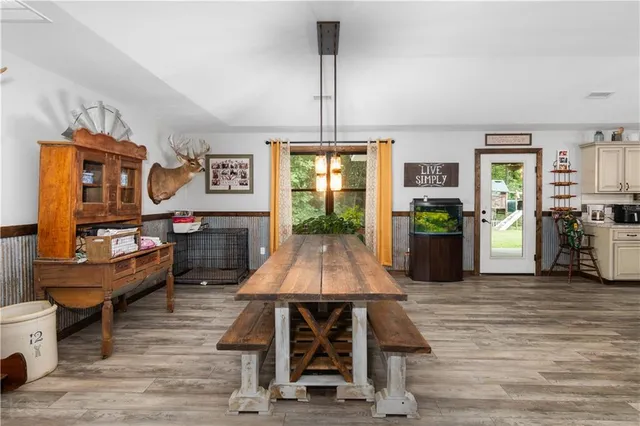 $449,000 | 1022 Wildrose Lane, Stover, MO 65078