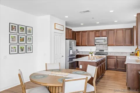 $1,199,000 | 803 Kelley Way, San Marcos, CA 92069