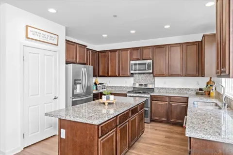 $1,199,000 | 803 Kelley Way, San Marcos, CA 92069