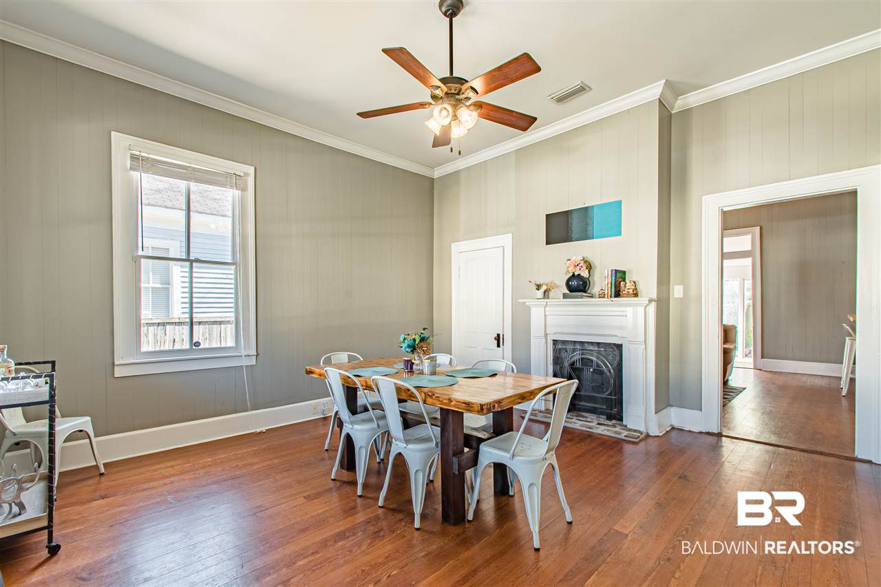1057 Selma Street Mobile, AL 36604 - Photo 5 of 25 Front Room