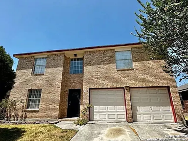 $299,900 | 9906 Autumn Dawn, Converse, TX 78109