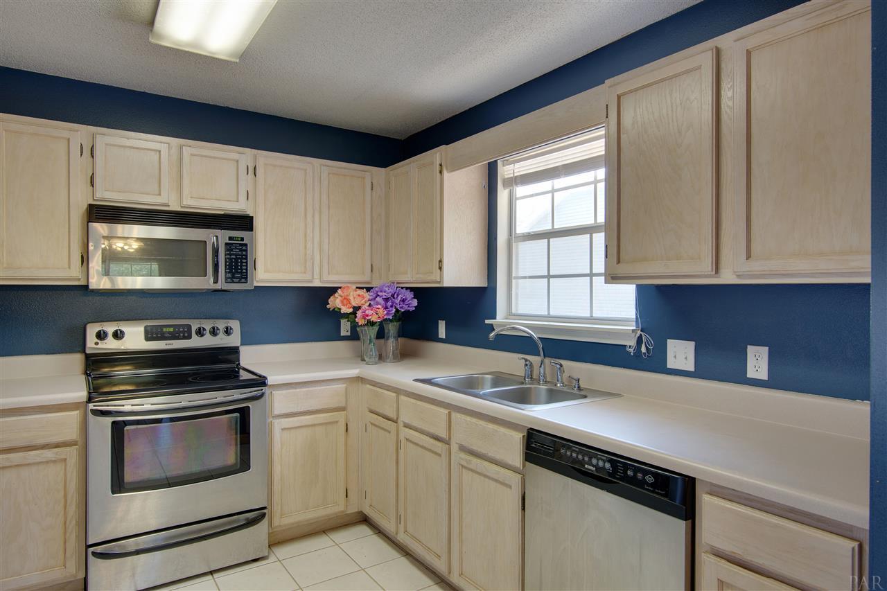 2779 River Run Road Navarre, FL 32566 - Photo 12 of 31 Gallery Image 12