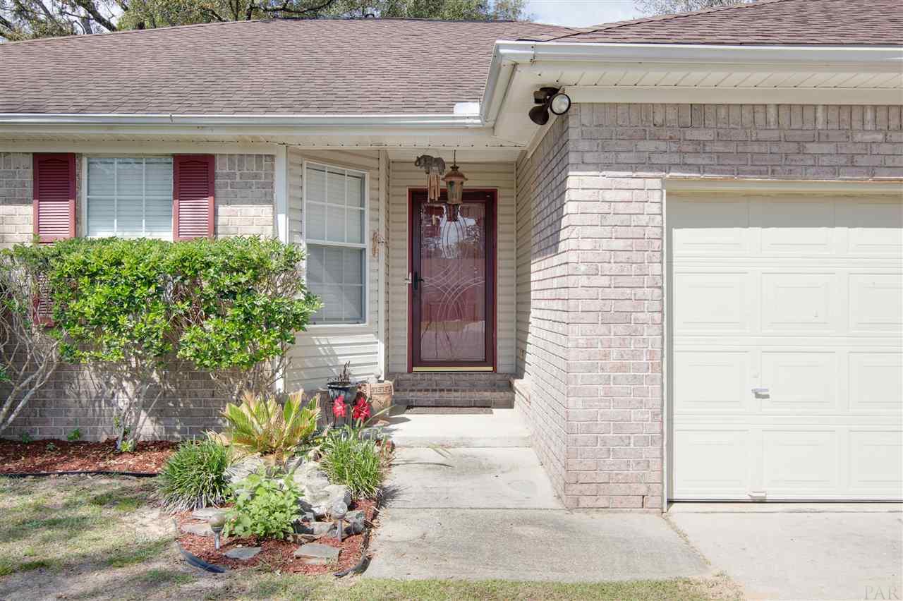 2779 River Run Road Navarre, FL 32566 - Photo 4 of 31 Gallery Image 4