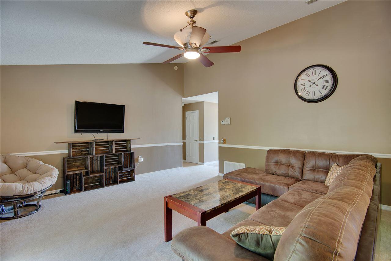 2779 River Run Road Navarre, FL 32566 - Photo 7 of 31 Gallery Image 7