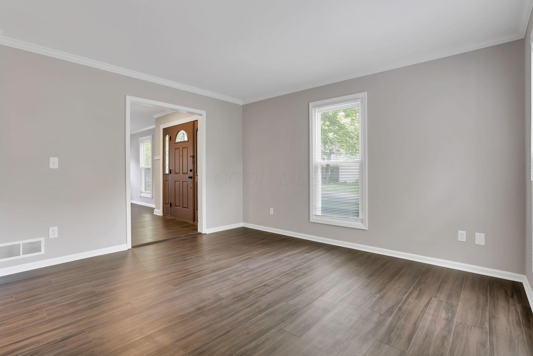 7048 Fitzgerald Road Dublin, OH 43017 - Photo 28 of 73 28-web-or-mls-4E7A4586