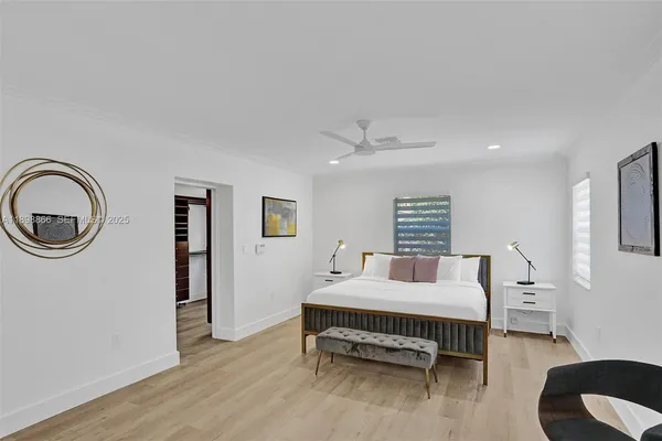 $18,000 | 725 Harrison Street, Hollywood, FL 33019