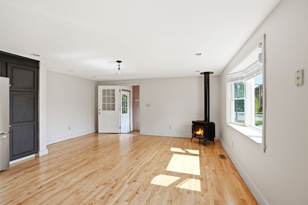 7 Beebe Lane Wakefield, MA 01880 - Photo 17 of 40