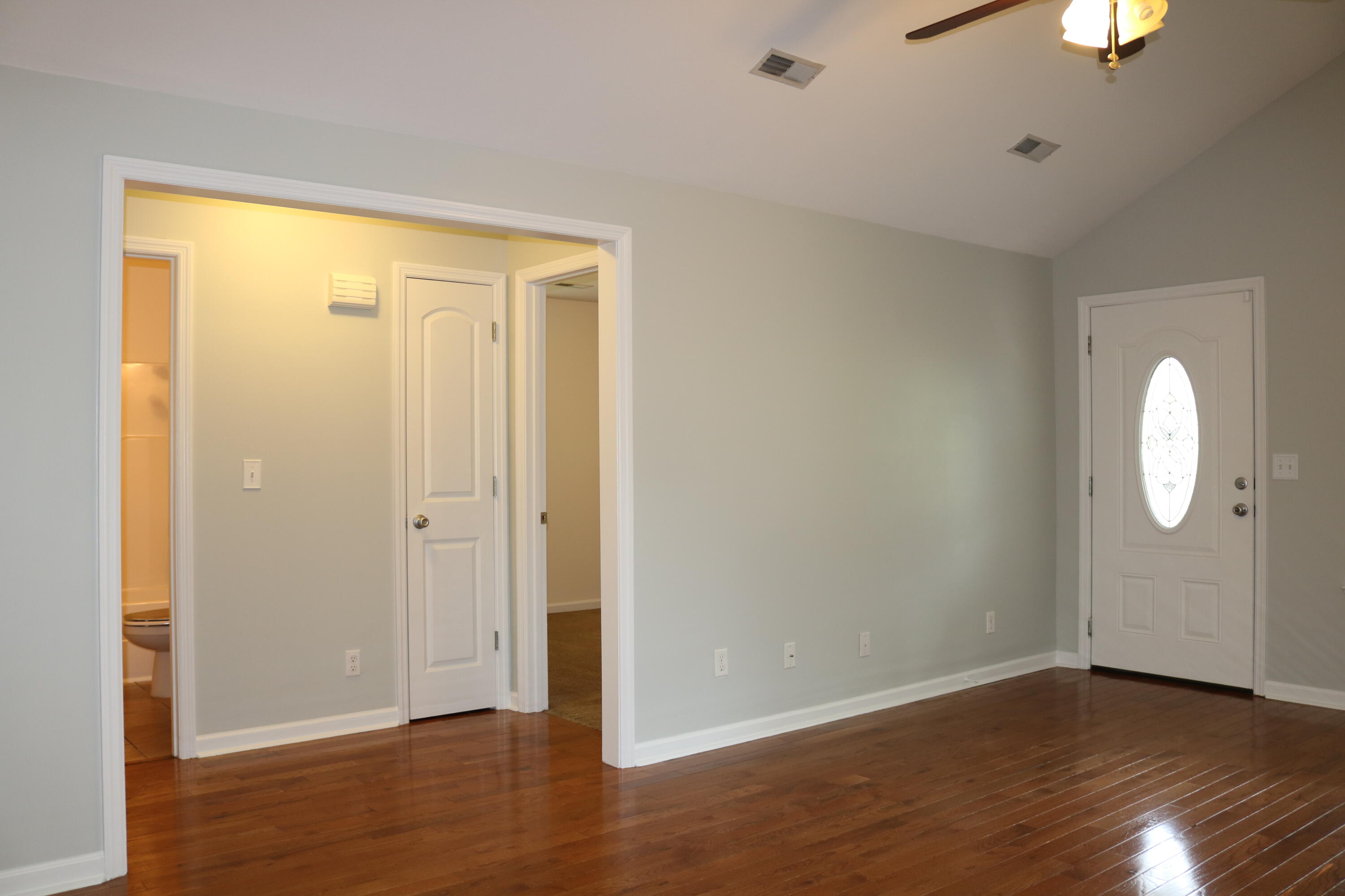 211 Martin Road Chattanooga, TN 37415 - Photo 14 of 32 2B804F0F-D4CC-4B51-A8CC-DE248BBB9DA4