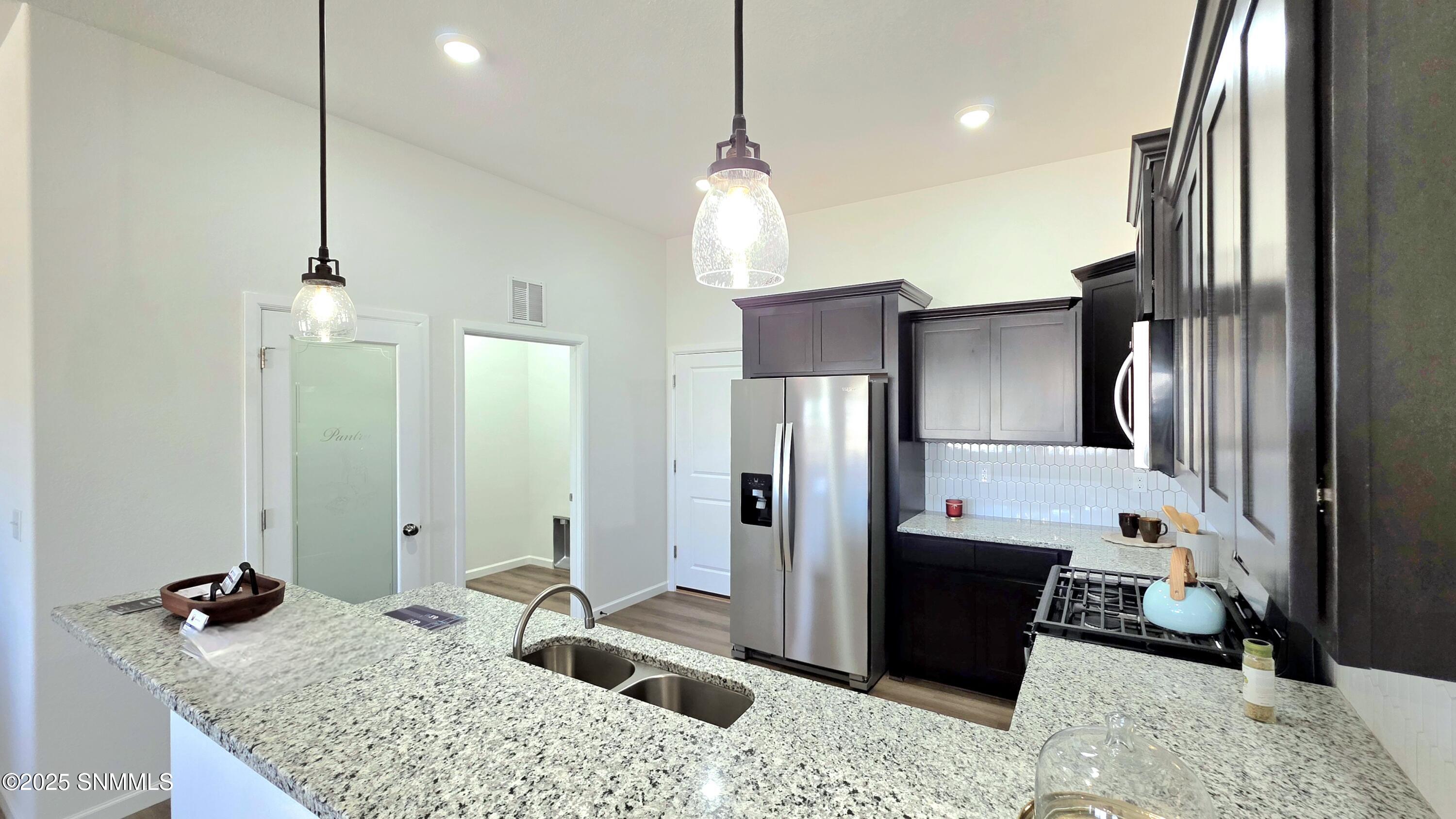 6532 Blackbird Road Las Cruces, NM 88012 - Photo 14 of 40 20251017_133959