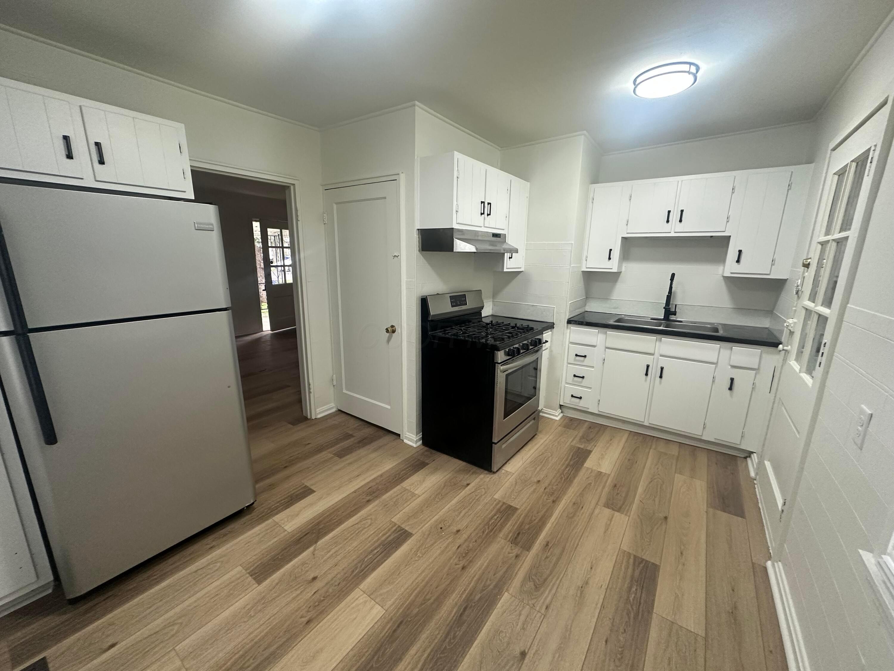 125 Betz Road Columbus, OH 43207 - Photo 14 of 19 IMG_2697