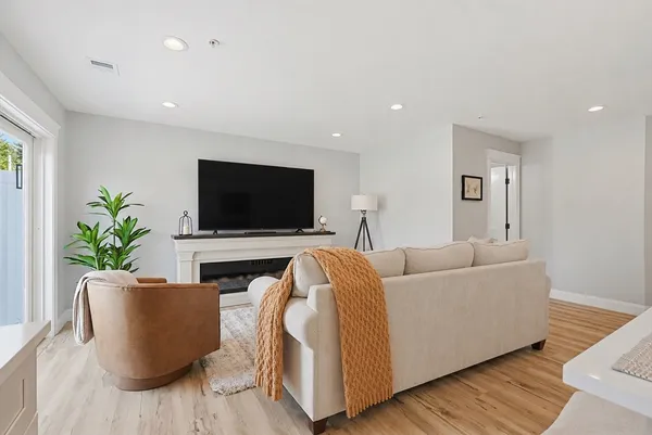 $499,900 | 321 Winthrop Street, Unit 109, Taunton, MA 02780