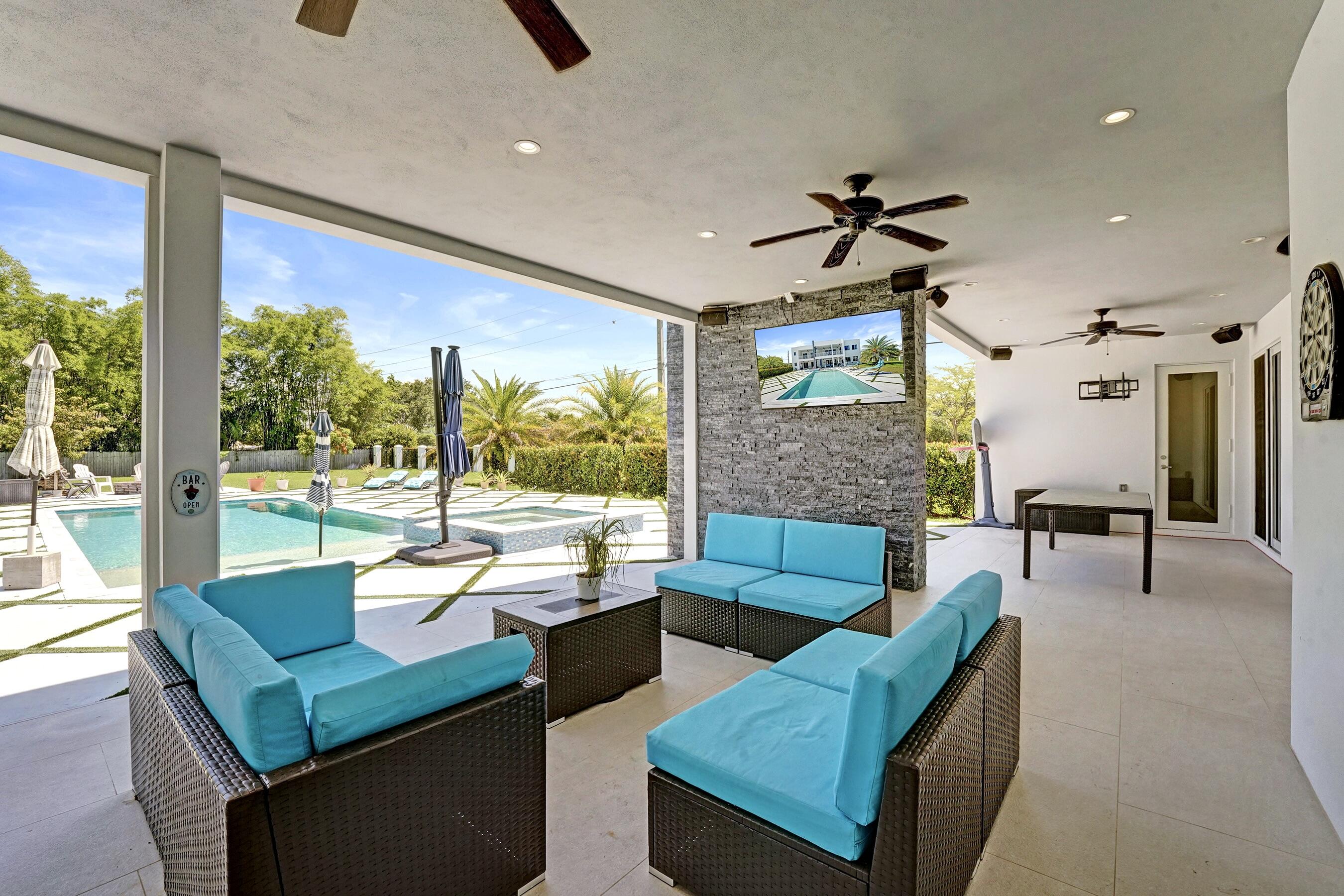 11201 Southwest 3rd Street Plantation, FL 33325 - Photo 70 of 79 Patio