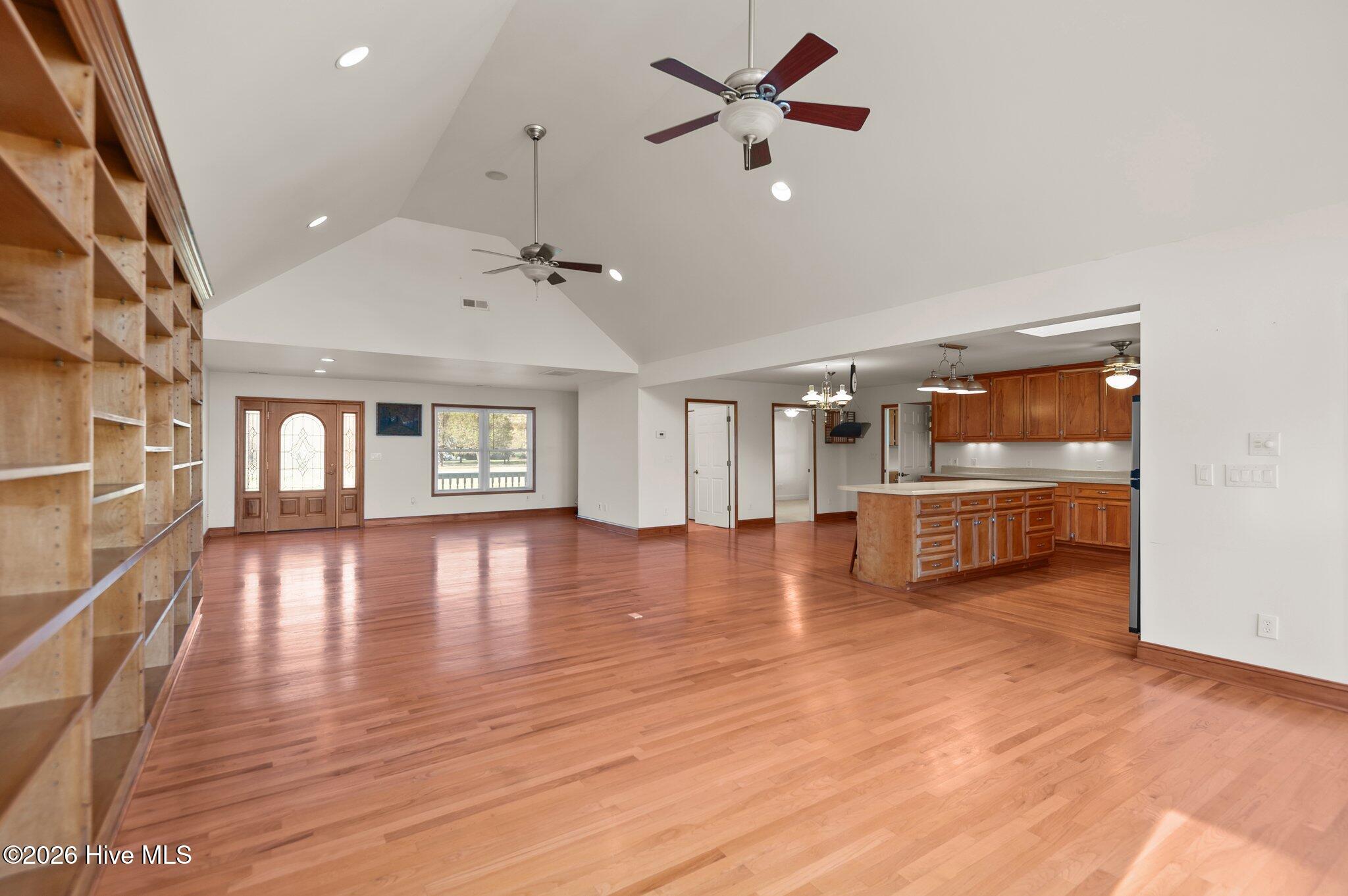 155 Teach's Cove Road Bath, NC 27808 - Photo 23 of 47 Living Room View 3