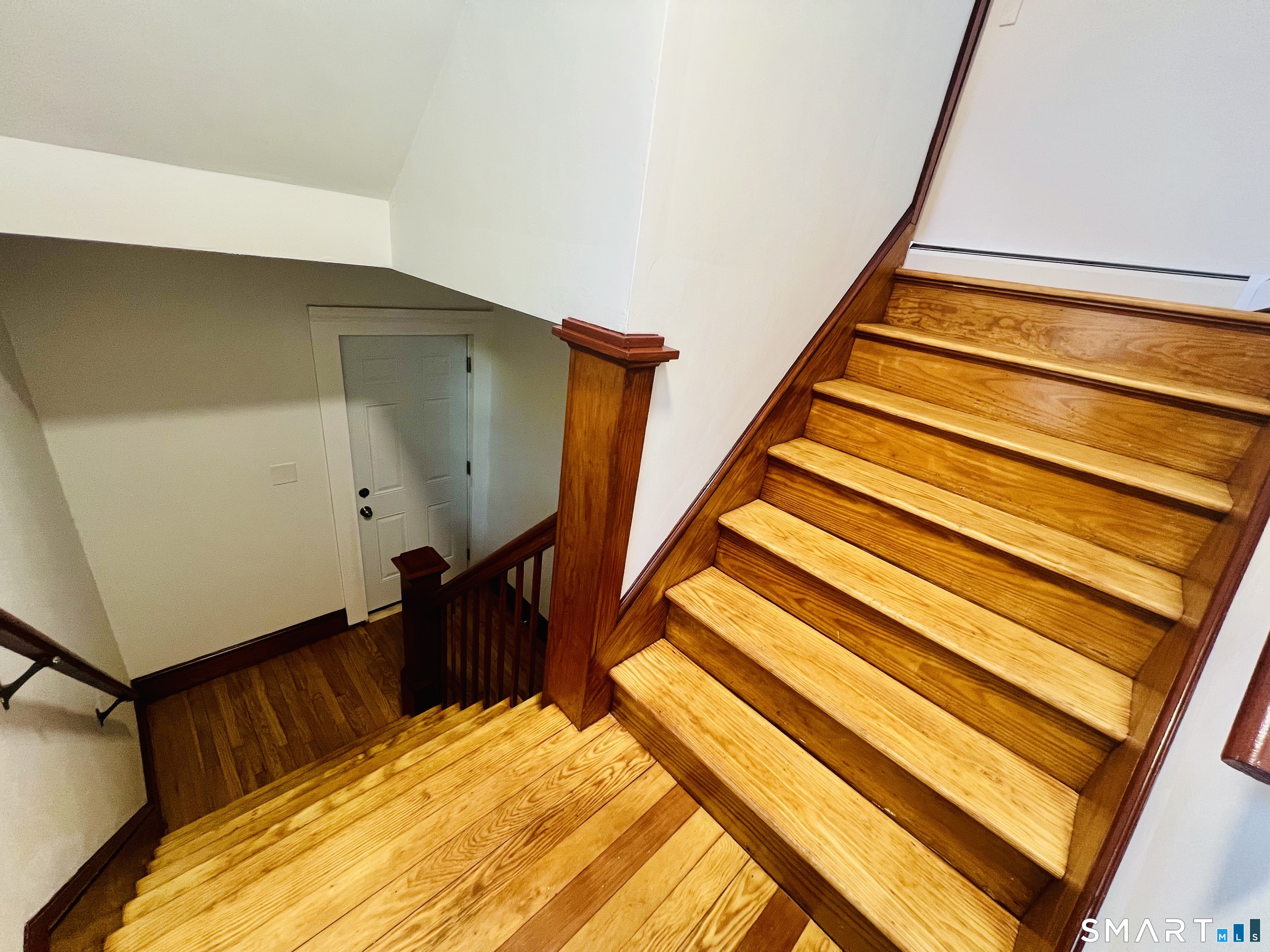 83 Pine Street Torrington, CT 06790 - Photo 17 of 40